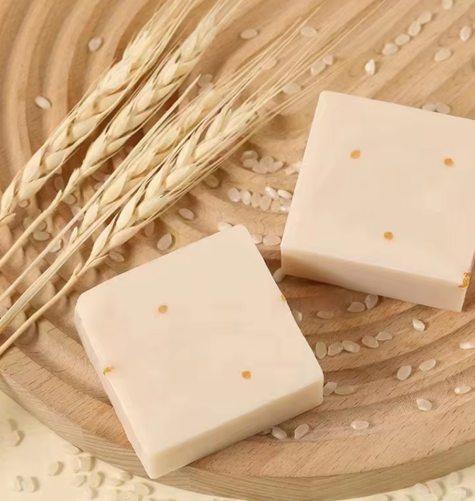 Wholesale Thailand Rice Milk Soap Body Facial Cleaning Whitening White Label Manufacturer