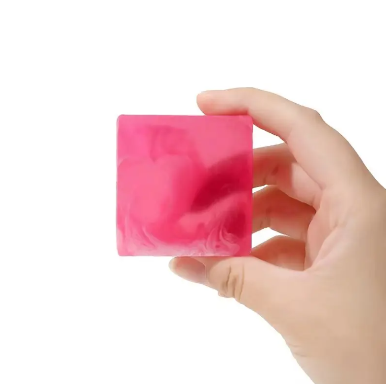 Wholesale Natural Plant Essence Handmade Pink Red Color Transparent Soap Flower Essential Oil Soap White Label Manufacturer